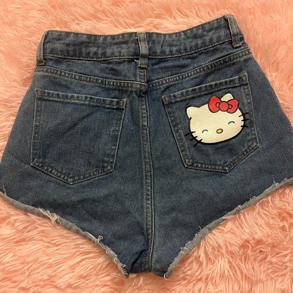 Hello Kitty Blue Jean Shorts with Red Accent - Picture 2 of 2